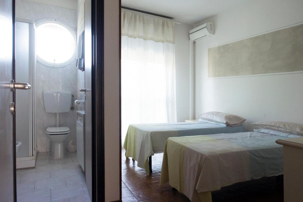 Hotel La Vela Castelnuovo Rangone Екстериор снимка