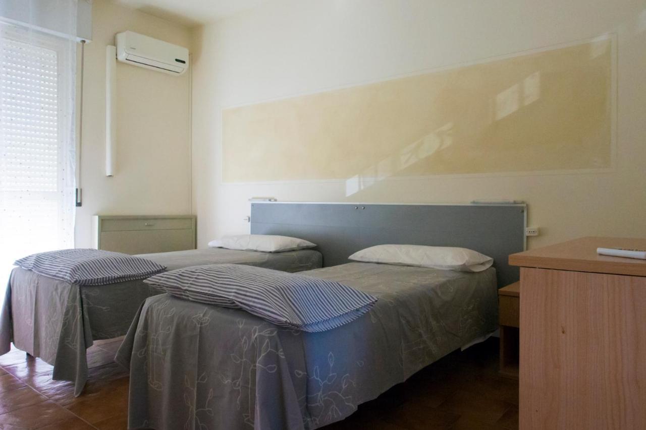 Hotel La Vela Castelnuovo Rangone Екстериор снимка